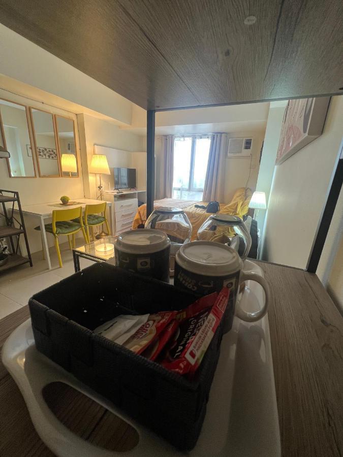 Jmr Serin West Studio Unit Tagaytay City Екстериор снимка